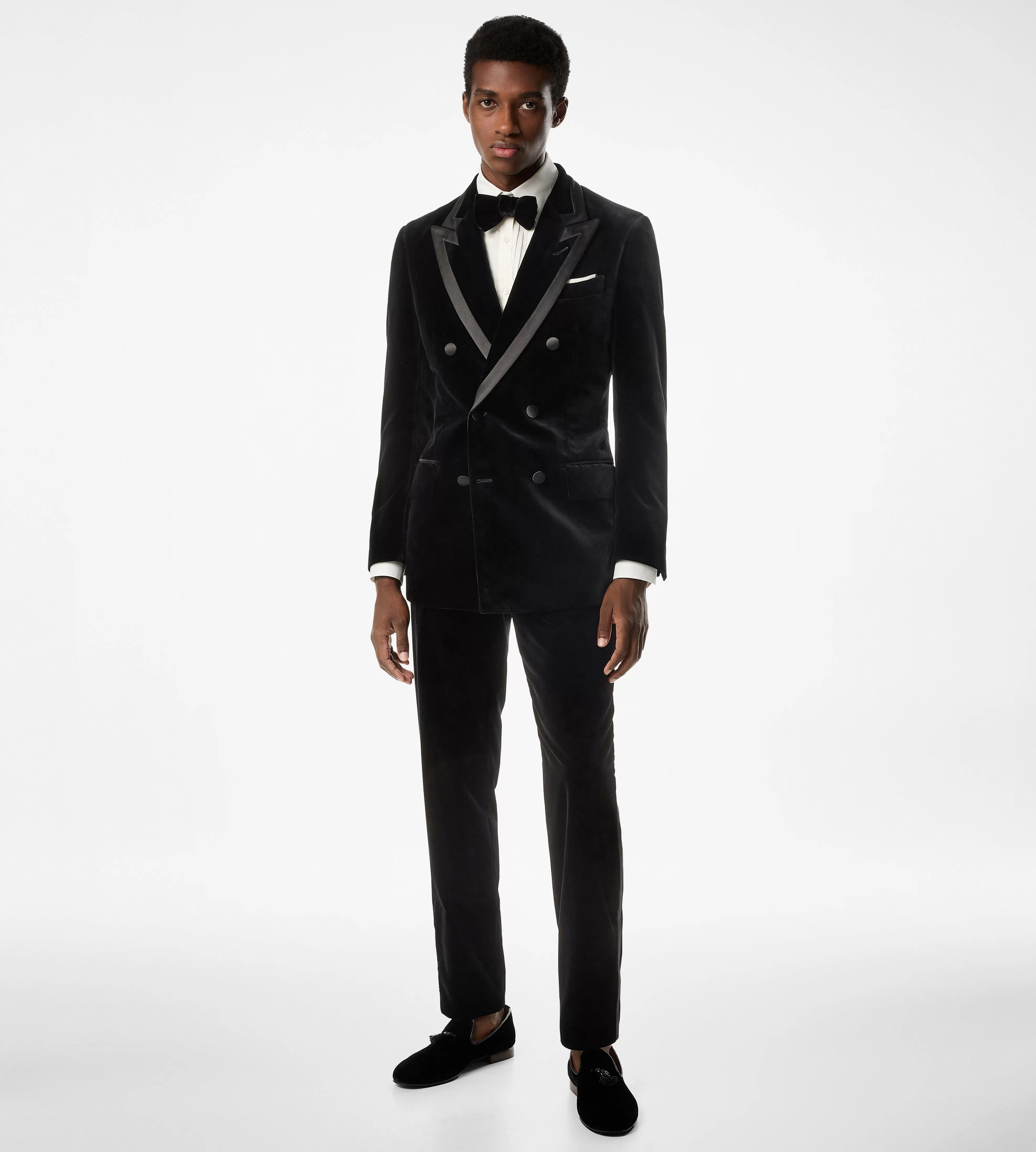 TOM FORD COMPACT LIGHT VELVET ATTICUS COCKTAIL JACKET BLACK^MEN | MEN | MEN Evening | Jackets | SPRING 24