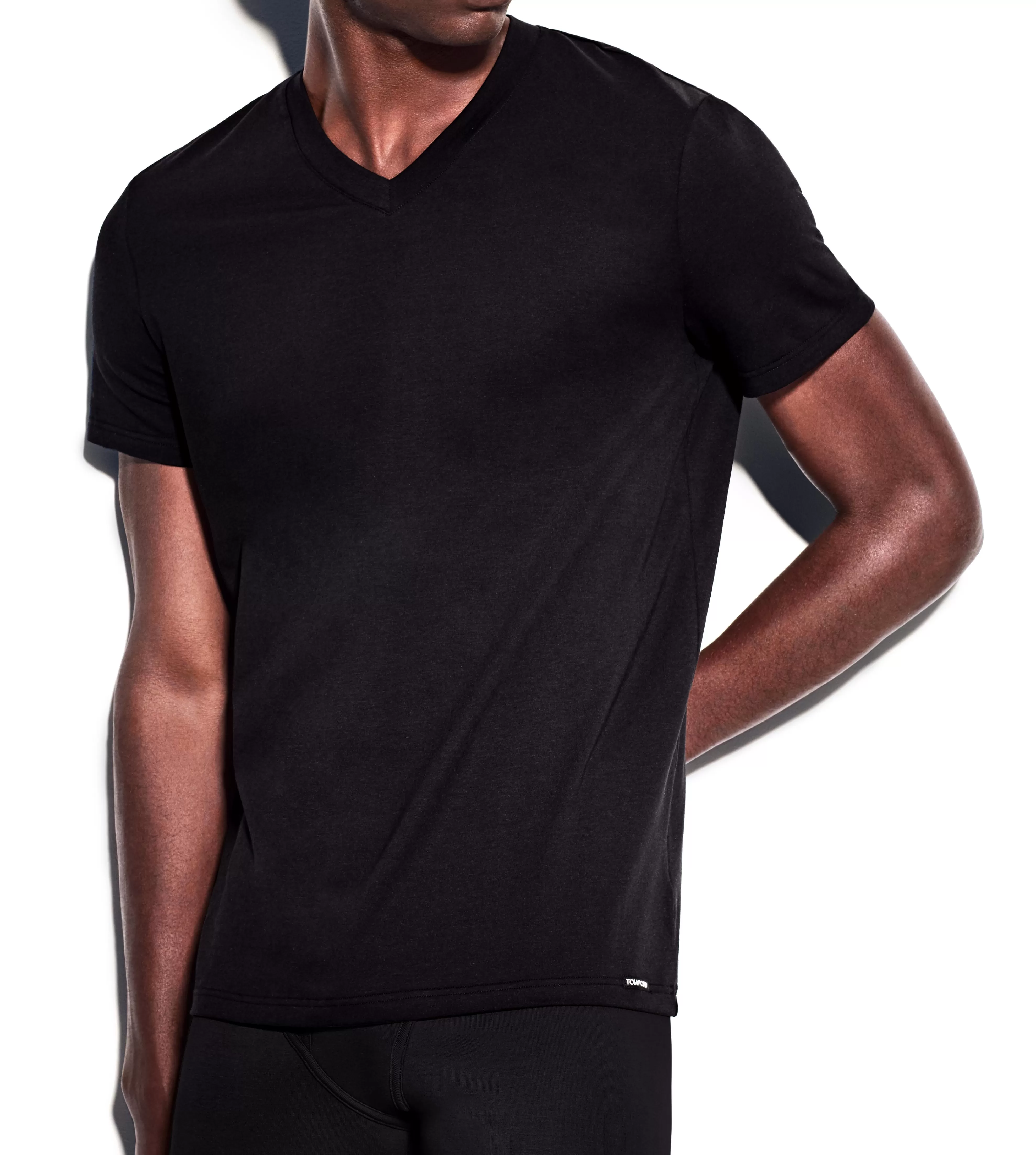 TOM FORD COTTON V-NECK T-SHIRT BLACK^MEN T-SHIRTS