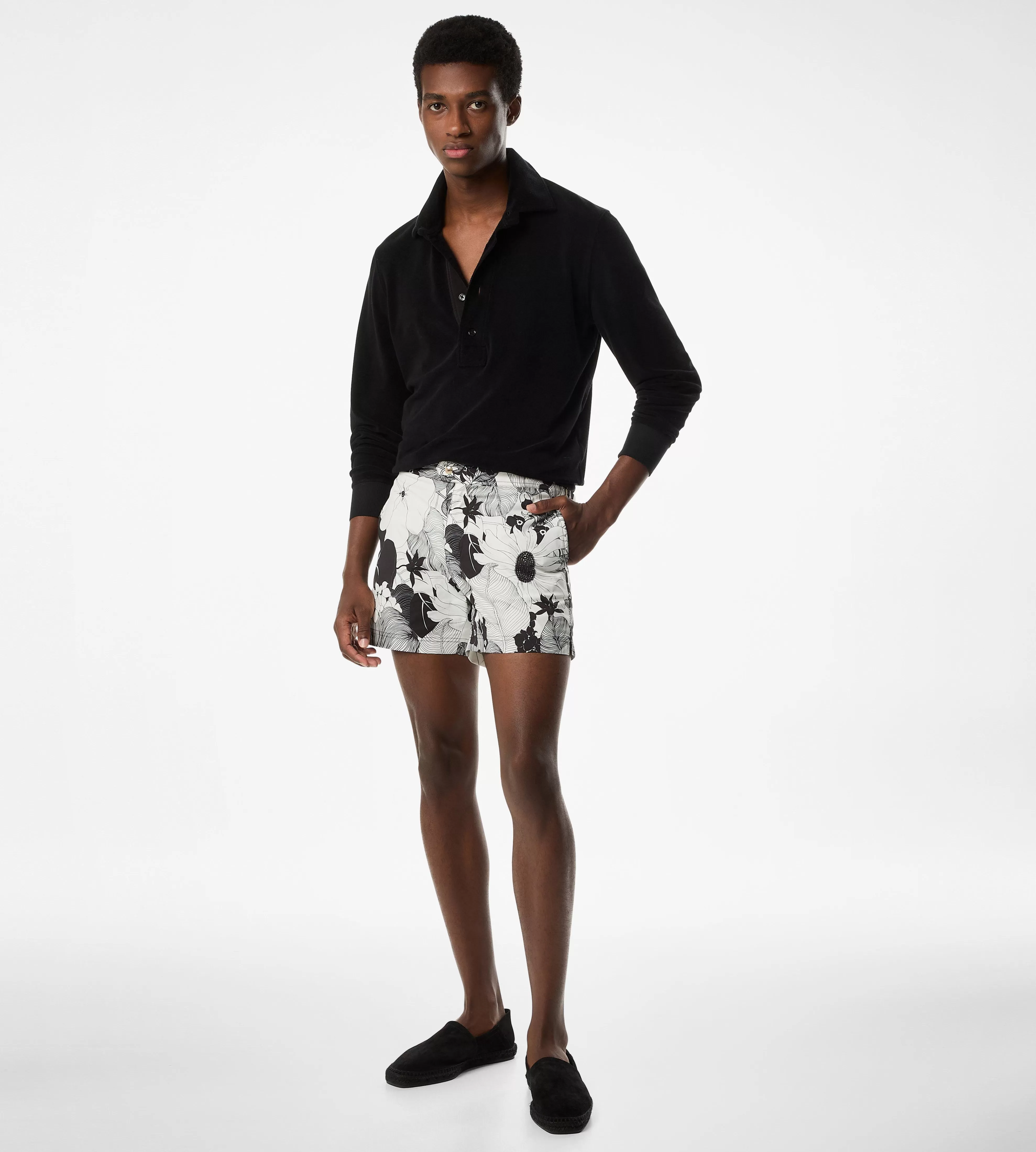 TOM FORD FLORAL PRINT SWIM SHORT COMBO BLACK^MEN | MEN | MEN Pants & Shorts | JETSETTER EDIT | SPRING 24