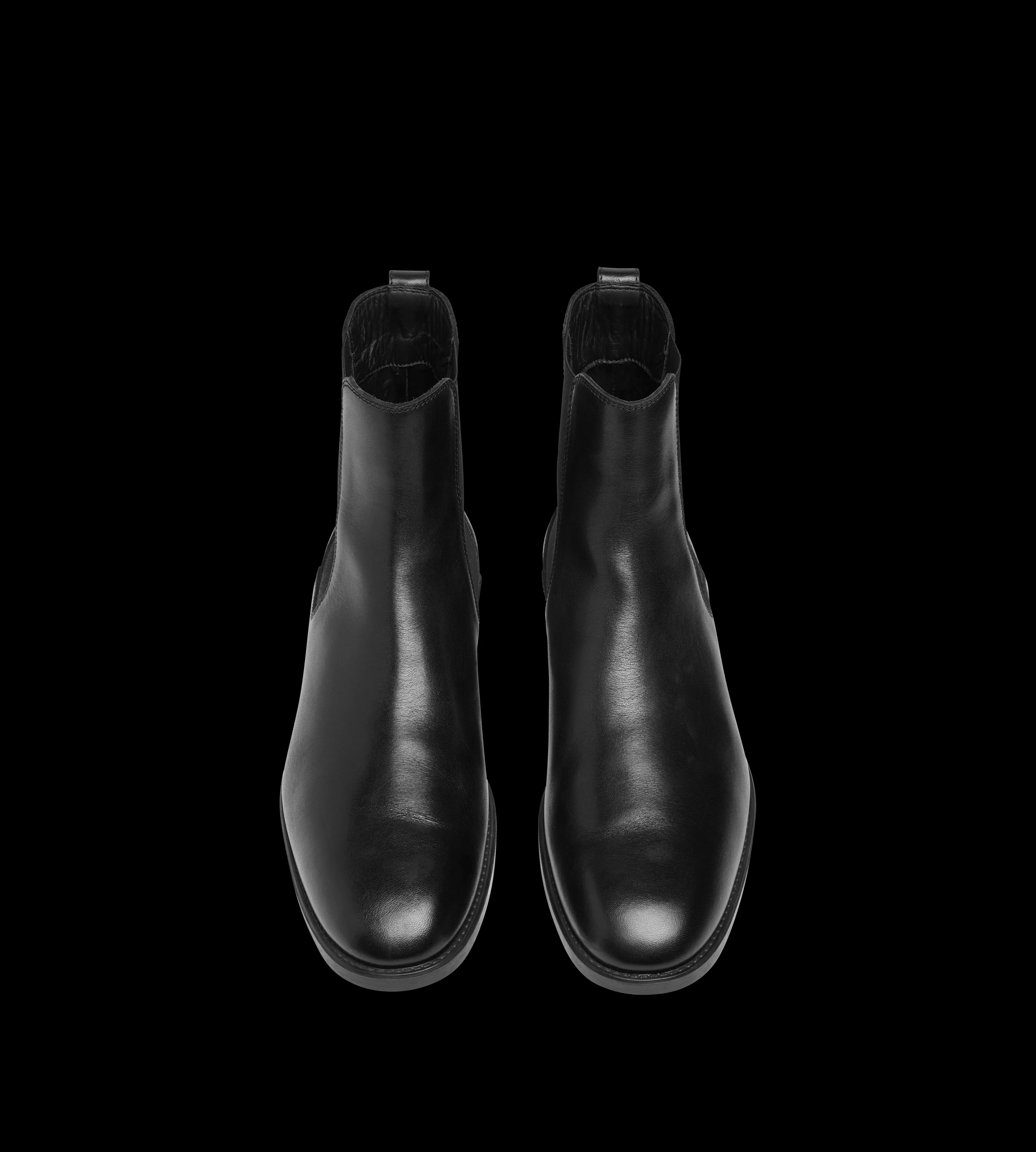 TOM FORD LEATHER ROBERT CHELSEA BOOT BLACK^MEN | MEN Boots | SPRING 24