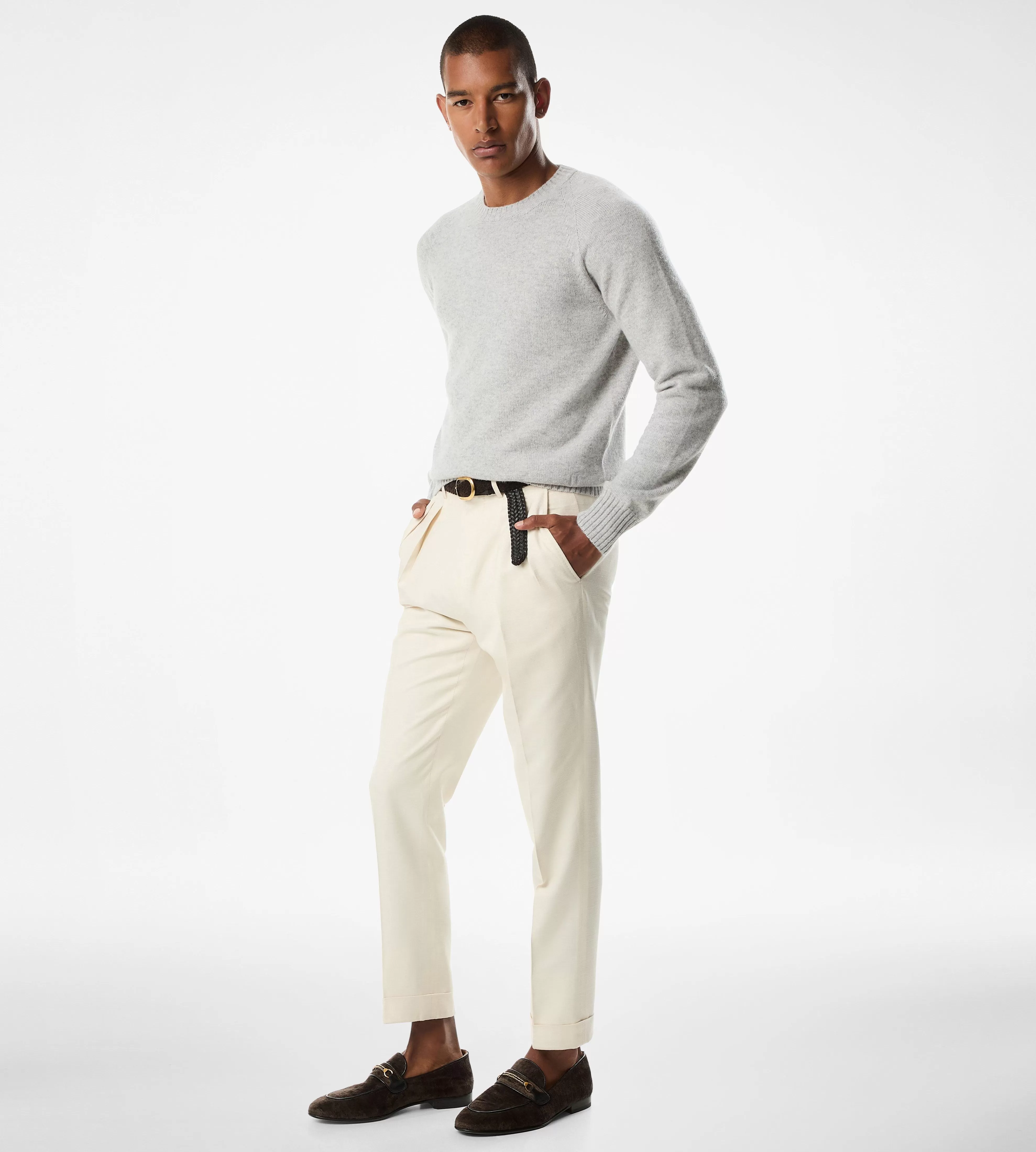 TOM FORD SEAMLESS CASHMERE CREWNECK LIGHT GREY^MEN | MEN SPRING 24 | Knitwear