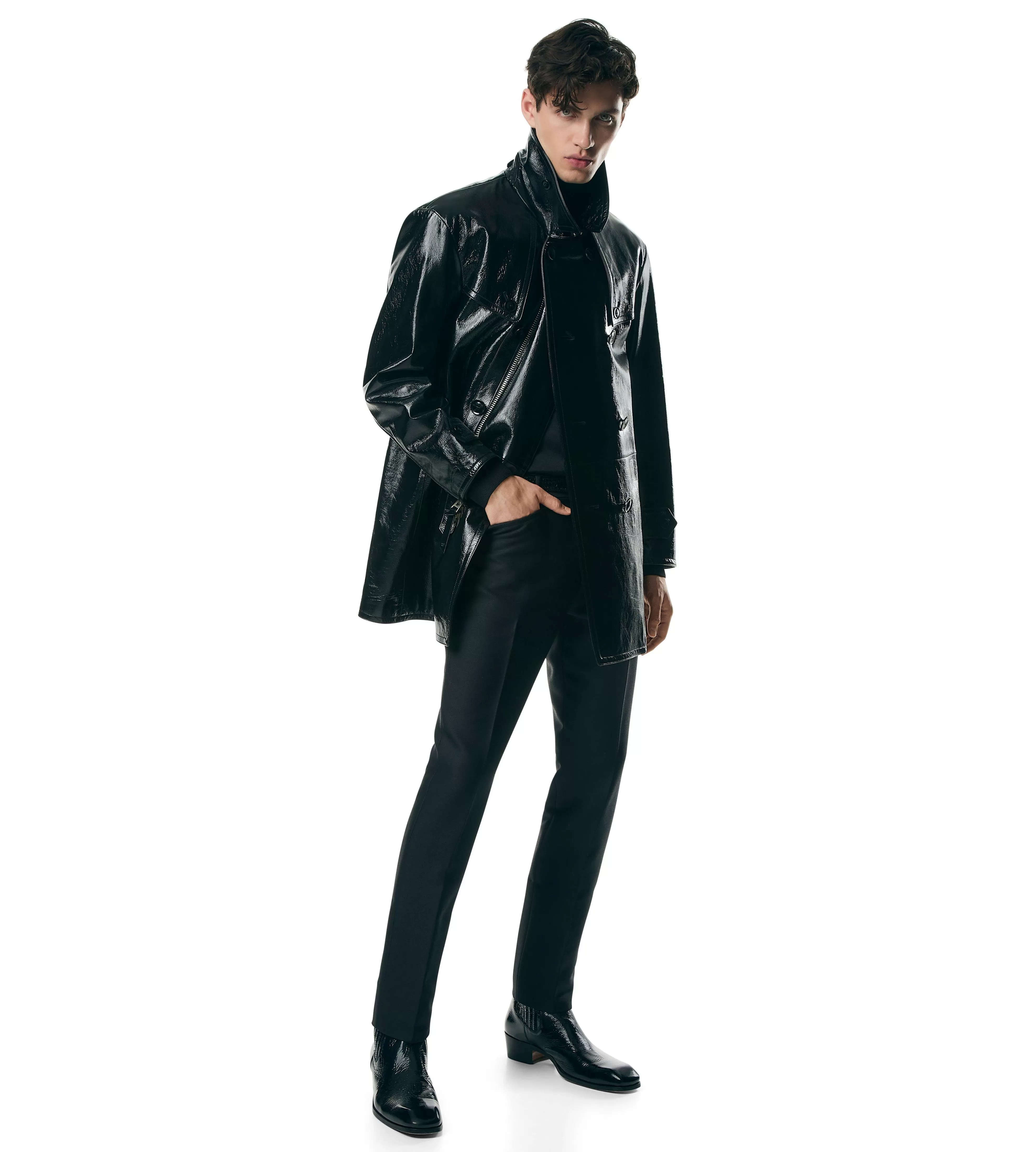 TOM FORD SHINY CRACKLED LEATHER SHORT TRENCH BLACK^MEN | MEN Outerwear | AUTUMN/WINTER 23